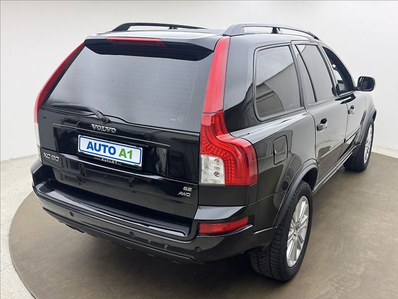 Volvo XC90 3,2 4X4 7-MÍST KŮŽE SENZORY ČR - fotka 4 z 38