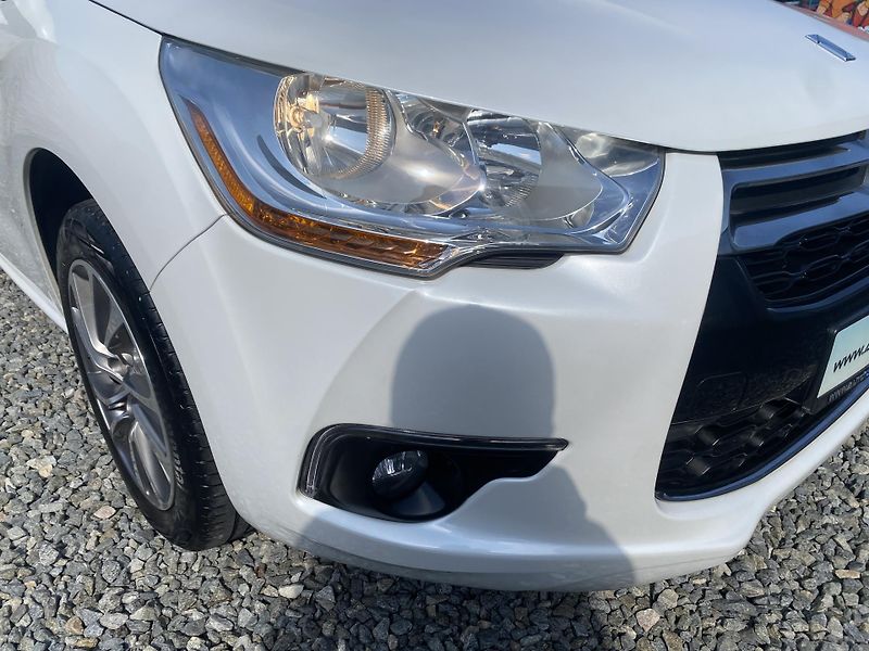 Citroën DS4 1.6i 16V 120PS EXCLUSIVE TOP!! - fotka 72 z 160