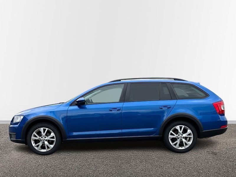 Škoda Octavia Scout - fotka 3 z 23