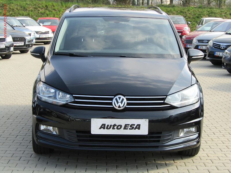 Volkswagen Touran (2016) 2.0 TDi, ČR, Klima - fotka 2 z 18