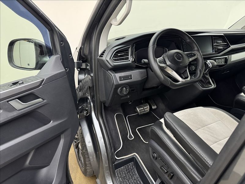 Volkswagen Multivan 2,0 166kW DSG 4X4 TZ ABT NZTOP - fotka 27 z 41