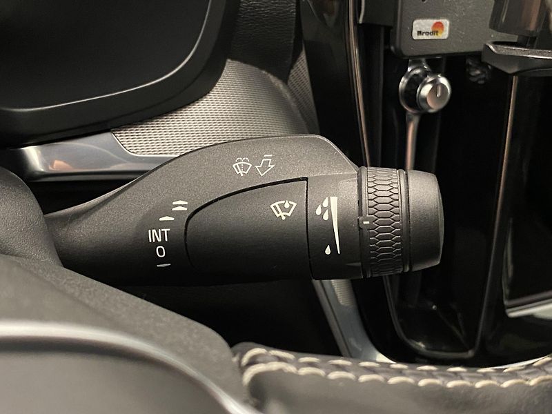 Volvo S60 B5 AWD R-DESIGN AUT  - fotka 22 z 48