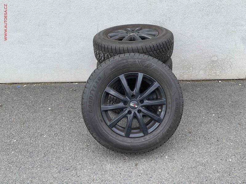 Kia Sportage (2020) 1.6 GDi, 1.maj,ČR, AC, park - fotka 18 z 18