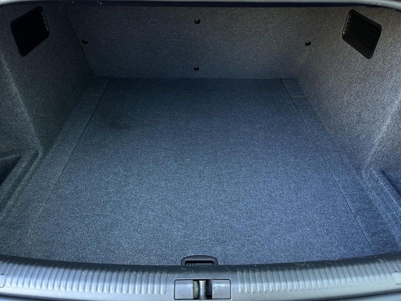 Audi A4 2.0i 96kW Climatronic 6x Airba - fotka 24 z 24