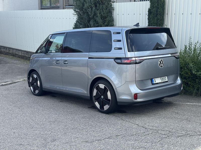 Volkswagen ID.Buzz (2022) 21
