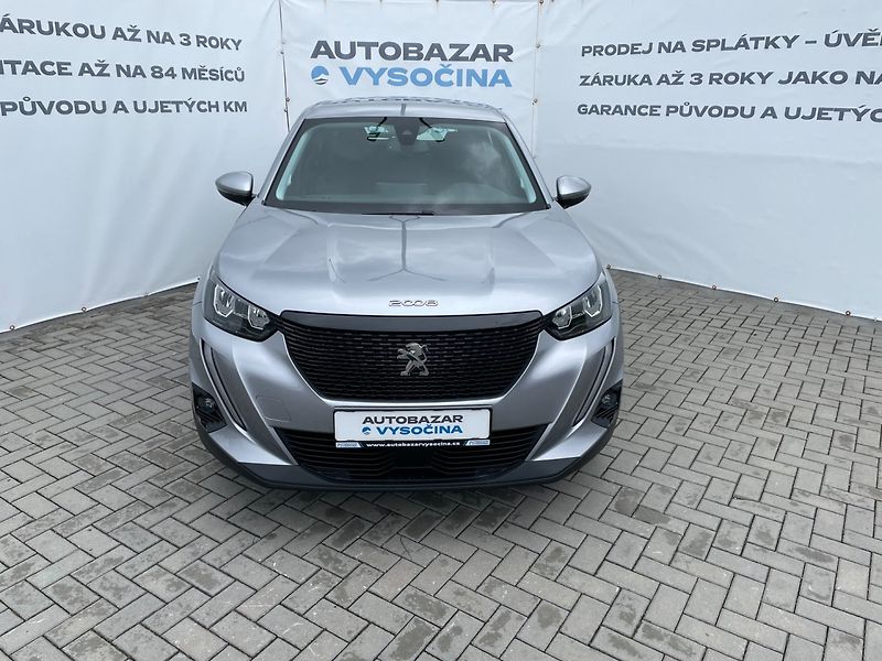Peugeot 2008 (2021) 1.2PT 74kW! 1.maj! Navi! LED! - fotka 2 z 32