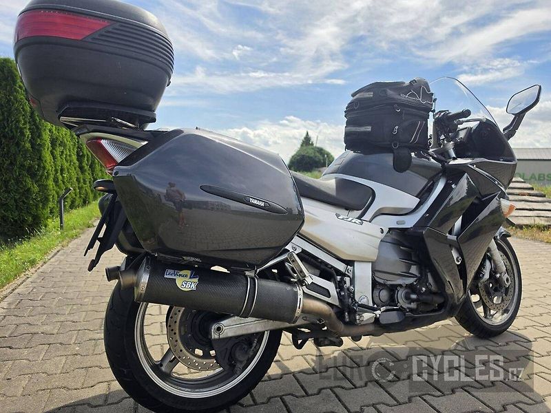 Yamaha FJR 1300 A (2009) - fotka 5 z 21