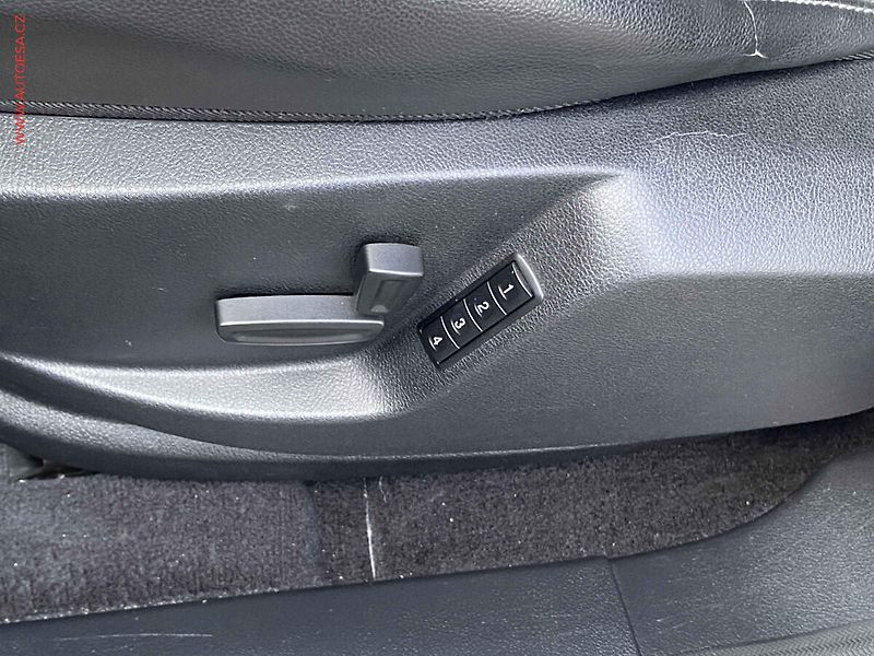 Ford S-MAX (2009) 2.2TDCi, Panorama, bixen - fotka 12 z 22