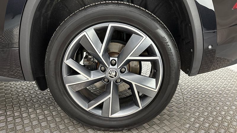 Škoda Kodiaq 2.0 TDI DSG 4x4 Sportline Excl - fotka 19 z 31