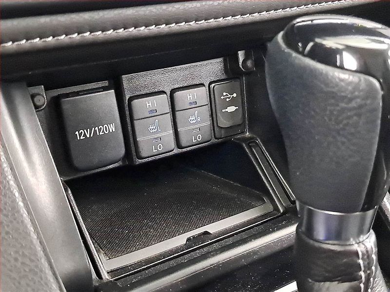 Toyota Auris (2018) 1.6 Valvematic, Automat, ČR - fotka 15 z 21