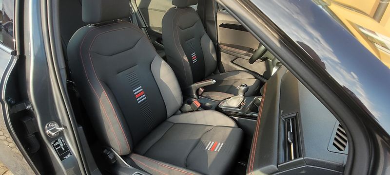 Seat Arona (2018) FR 1,5TSi 110kW benzín - fotka 14 z 47
