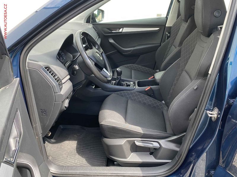 Škoda Karoq (2019) 2.0 TDi 4x4, 1.maj,ČR - fotka 9 z 17