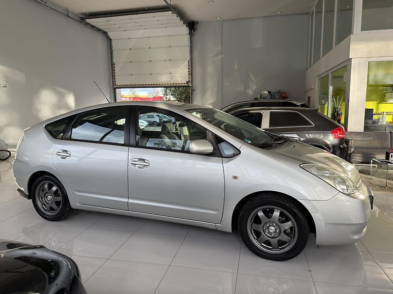 Toyota Prius (2005) - fotka 4 z 24