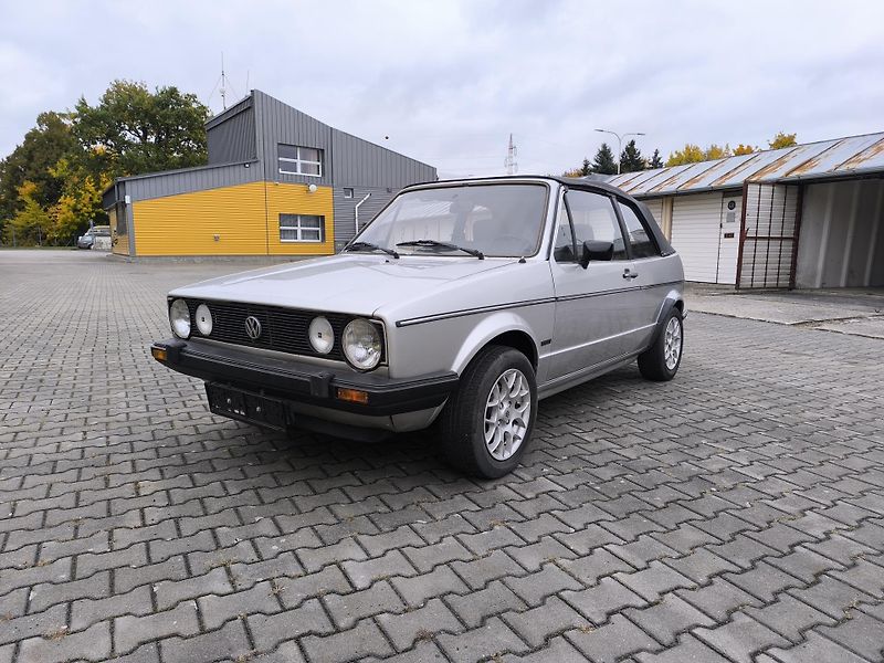 Volkswagen Golf (1982) PŮVODNÍ STAV,KOMPLETNÍ DOK. - fotka 3 z 50