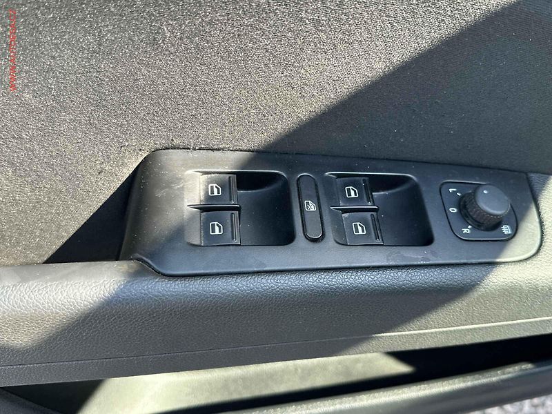 Škoda Superb (2012) 2.0 TDi 4x4, ČR, Bixen - fotka 11 z 22