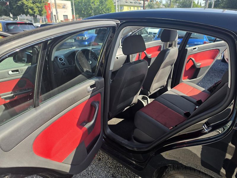 Volkswagen Golf Plus 1.4 i Vyhřev sedadel  - fotka 6 z 18