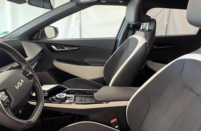 Kia EV6 GT-Line 77.4kWh Meridian Pano - fotka 5 z 19