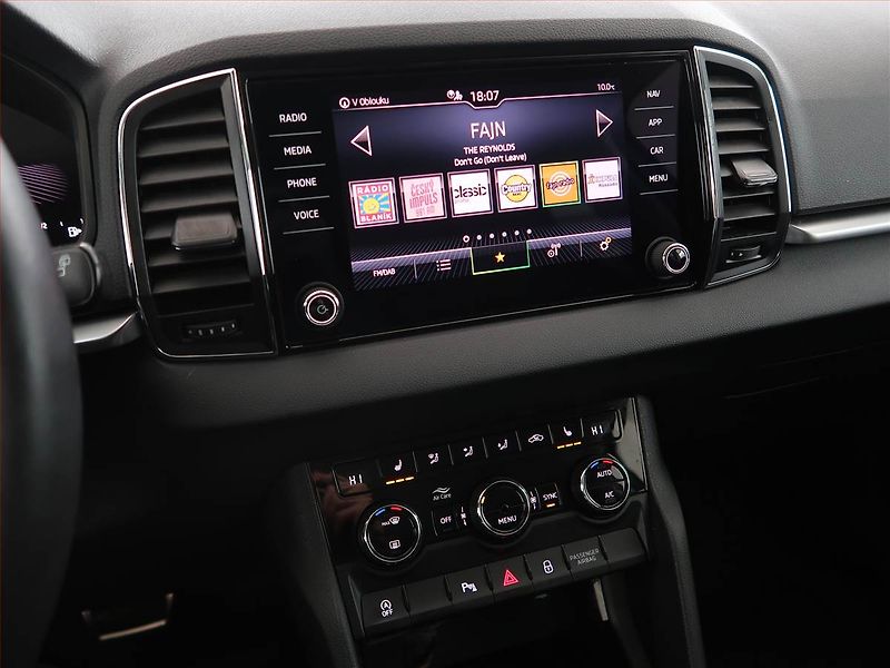 Škoda Karoq (2024) Ambition Plus 2.0 TDI - fotka 12 z 27