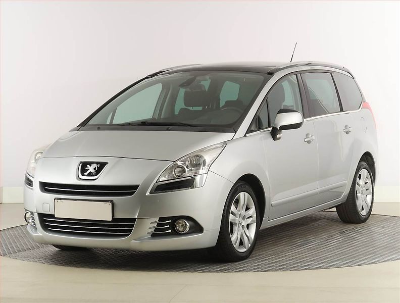 Peugeot 5008 (2011) 2.0 HDI, Serv.kniha, Tempomat - fotka 2 z 19