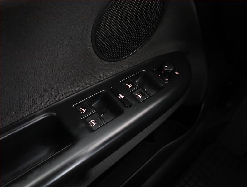 Volkswagen Golf Plus (2013) 1.6 TDI, Park. senzory - fotka 14 z 16
