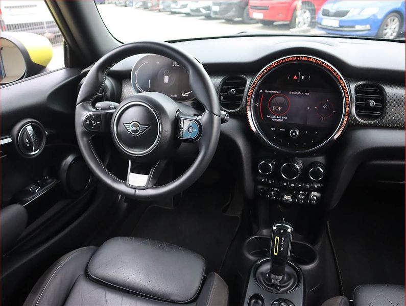 Mini Ostatní (2021) Cooper SE 32 kWh, SoH 96% - fotka 7 z 22