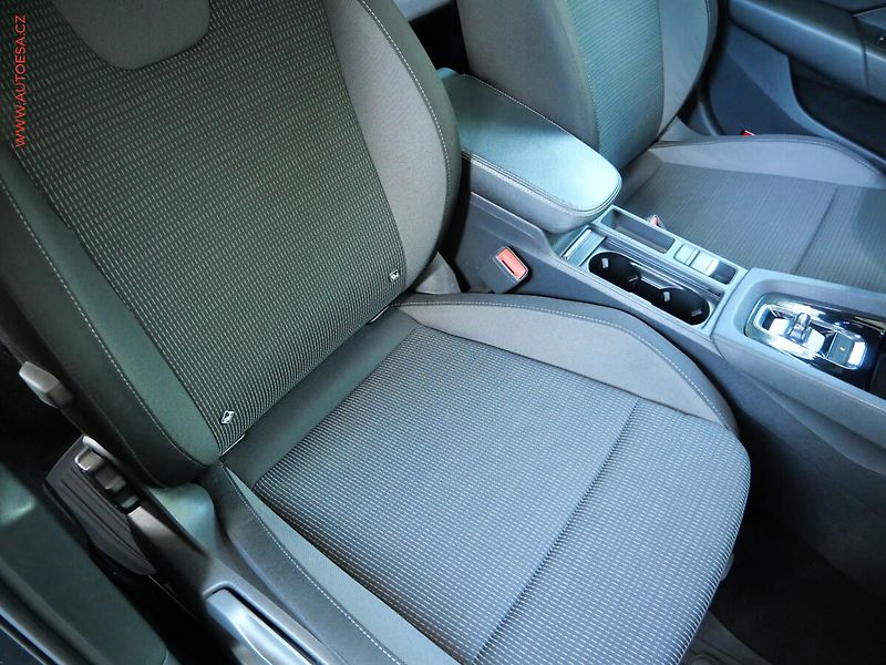 Škoda Octavia (2021) 2.0TDi, DSG, navi, LED - fotka 11 z 24