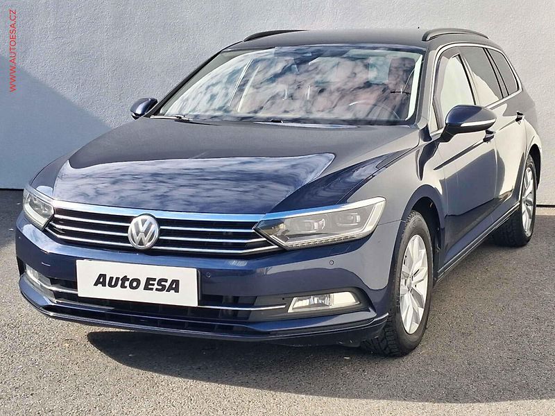 Volkswagen Passat (2016) 2.0 TDi, LED, navi, park - fotka 3 z 19