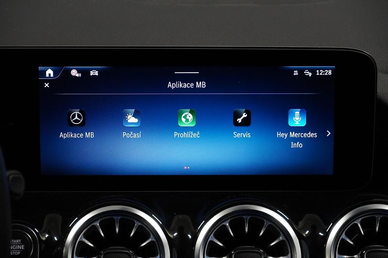 Mercedes-Benz GLA 200D,AMG,DPH,Paměť.sedadla - fotka 27 z 33
