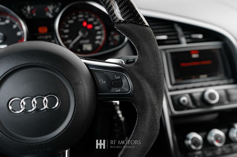 Audi R8 (2010) R8 5.2 V10 quattro 386kW - fotka 29 z 46