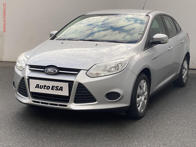 Ford Focus (2011) 1.6 Ti, Trend - fotka 3 z 15