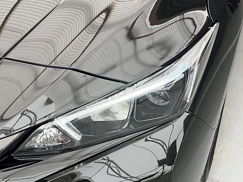 Nissan Leaf N-Connecta, 110 kW, 40kWh - fotka 44 z 72