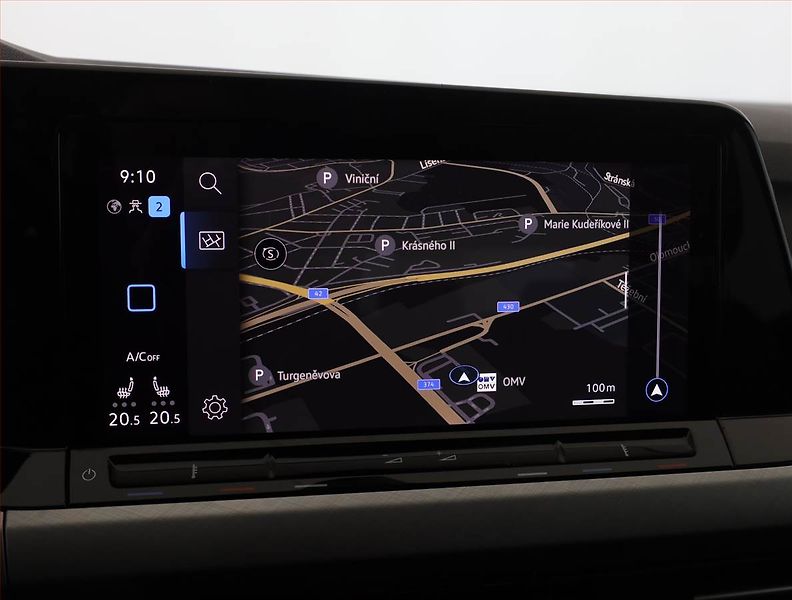 Volkswagen Golf (2023) Life 1.5 TSI, digi klima - fotka 13 z 17