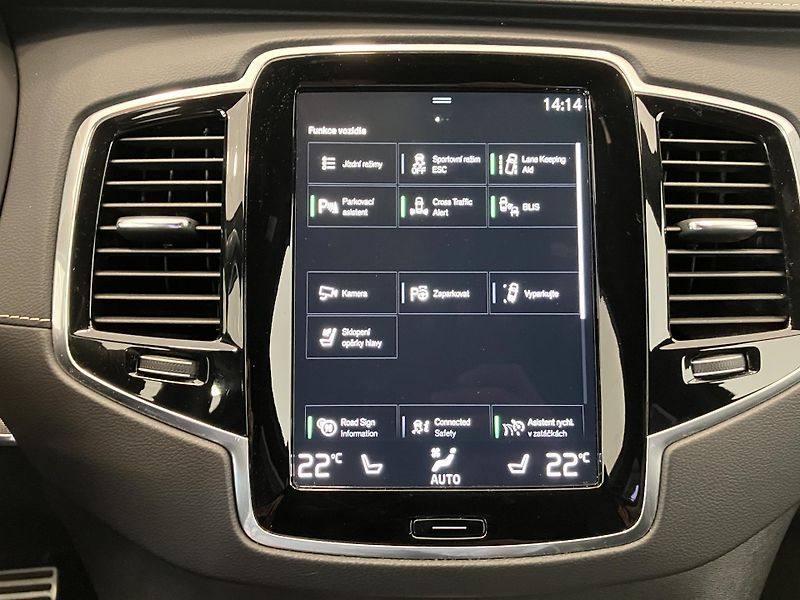 Volvo XC90 B5 AWD R-Design AT8, ČR - fotka 33 z 49