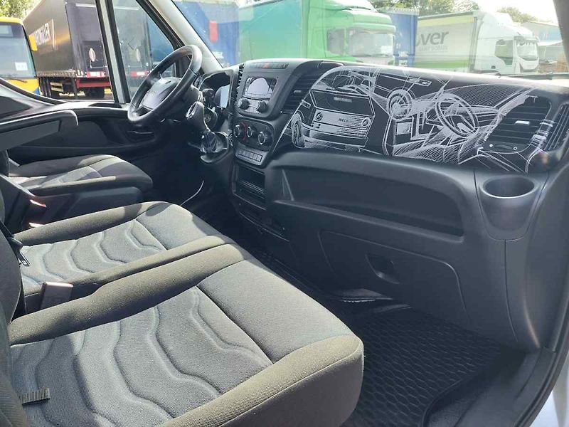 Iveco Ostatní 35S14N CNG L4/H3 - fotka 20 z 39