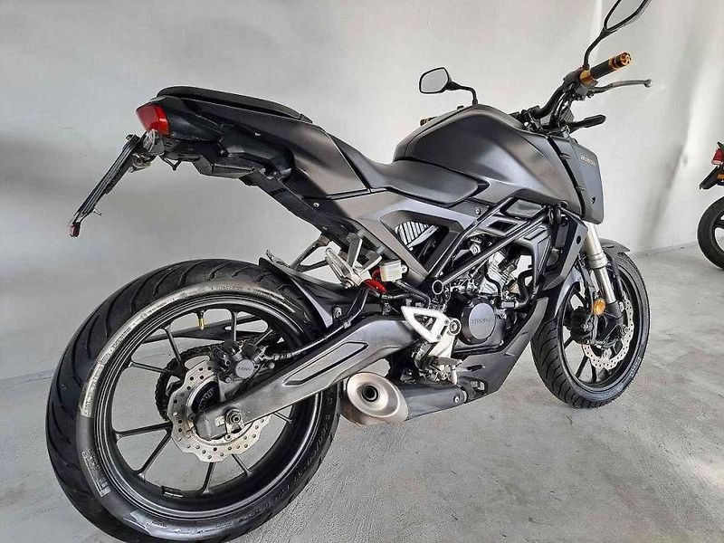 Aprilia RSV4 R.