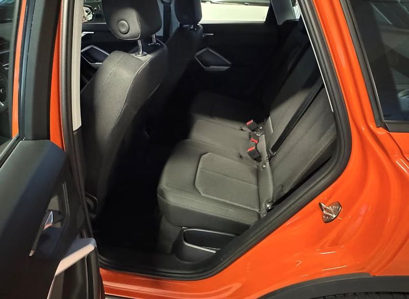 Audi Q3 45 TFSI e Proline Matrix  - fotka 7 z 16