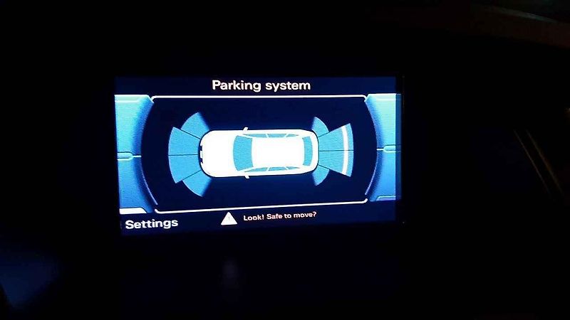 Audi A4 Allroad je reprezentativní a téměř k nerozeznání od většího allroadu odvozeného od A6. 2