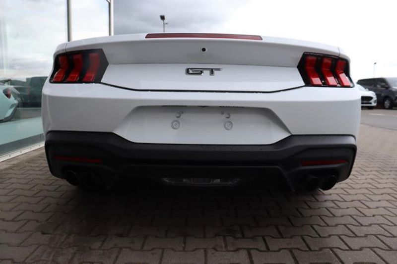 Ford Mustang (2026) 5.0 Convertible MagneRide - fotka 9 z 28
