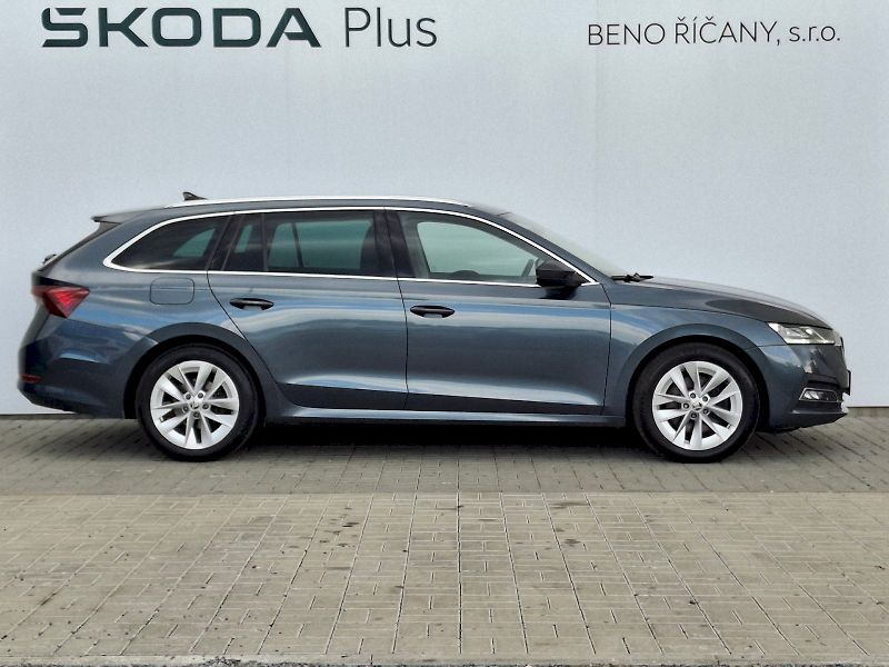 Škoda Octavia (2021) Combi Stale Plus DSG 4x4 2,0TD - fotka 11 z 35