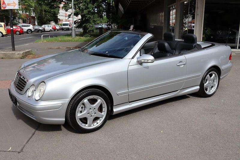 Mercedes-Benz CLK 55 AMG V8 CABRIO 255kW - fotka 1 z 50