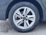 Volkswagen Golf (2023) Variant 1.5 TSI Life - náhled 27