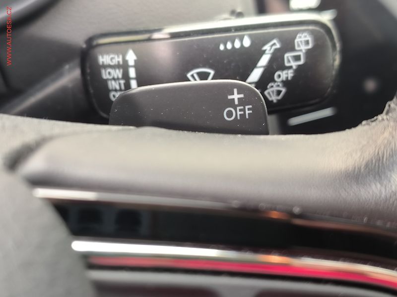 Škoda Octavia (2019) 1.5 TSi, ČR, DSG, LED, park - fotka 17 z 22