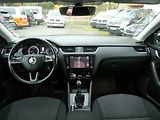 Škoda Octavia 2,0 TDi 110kW DSG STYLE, ČR - náhled 28