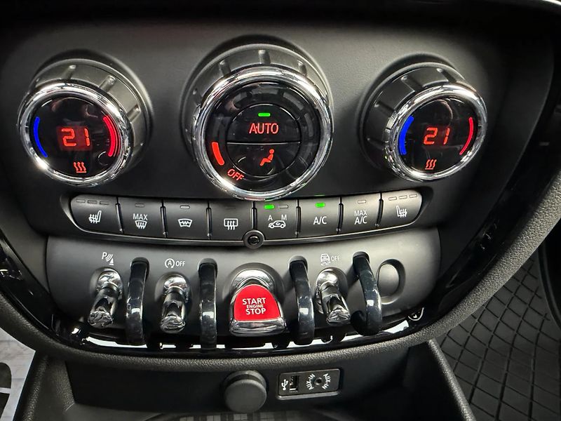 Mini Clubman (2016) - fotka 14 z 18