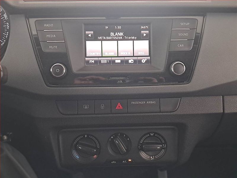 Škoda Fabia (2015) Ambition Plus 1.0 - fotka 12 z 15