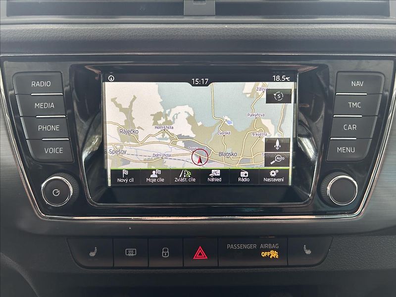 Škoda Fabia 1,2   TSI 81kW,SERVISKA,STYLE - fotka 17 z 28