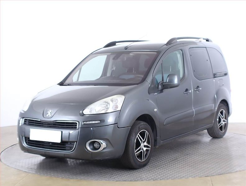 Peugeot Partner (2013) 1.6 HDi, 5Míst, SR - fotka 2 z 13