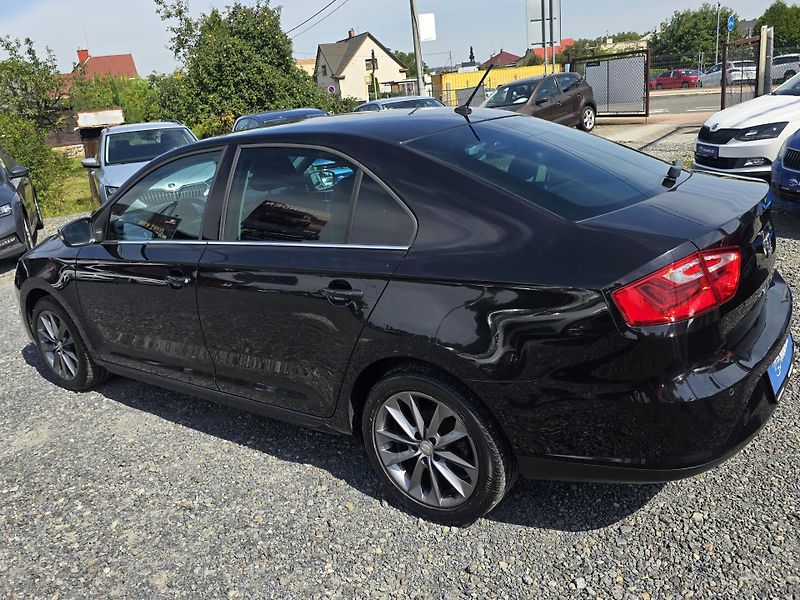 Seat Toledo 1.2 TSI 81KW FR LINE FULL LED  - fotka 3 z 27