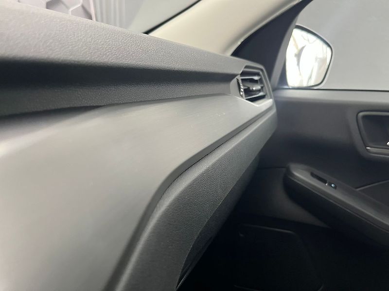 Ford Kuga 2.5 HEV 4x4 TITANIUM ZAMLUVENO - fotka 29 z 63