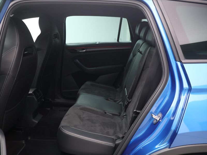 Škoda Kodiaq 2,0 TDI 147kW Sportline 4x4 DP - fotka 14 z 31